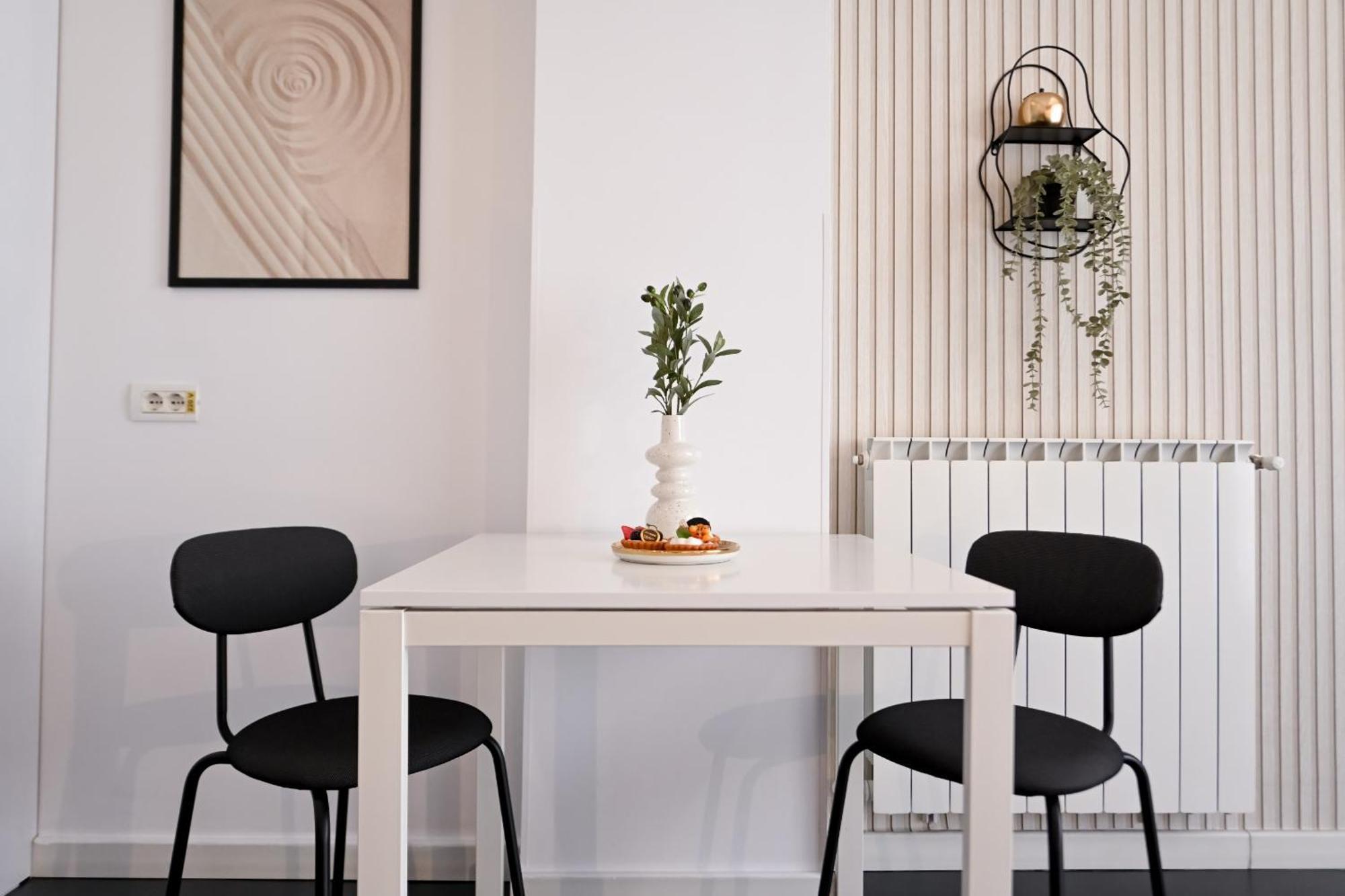 בוקרשט Urban Elegance - Stylish Central Accommodation מראה חיצוני תמונה