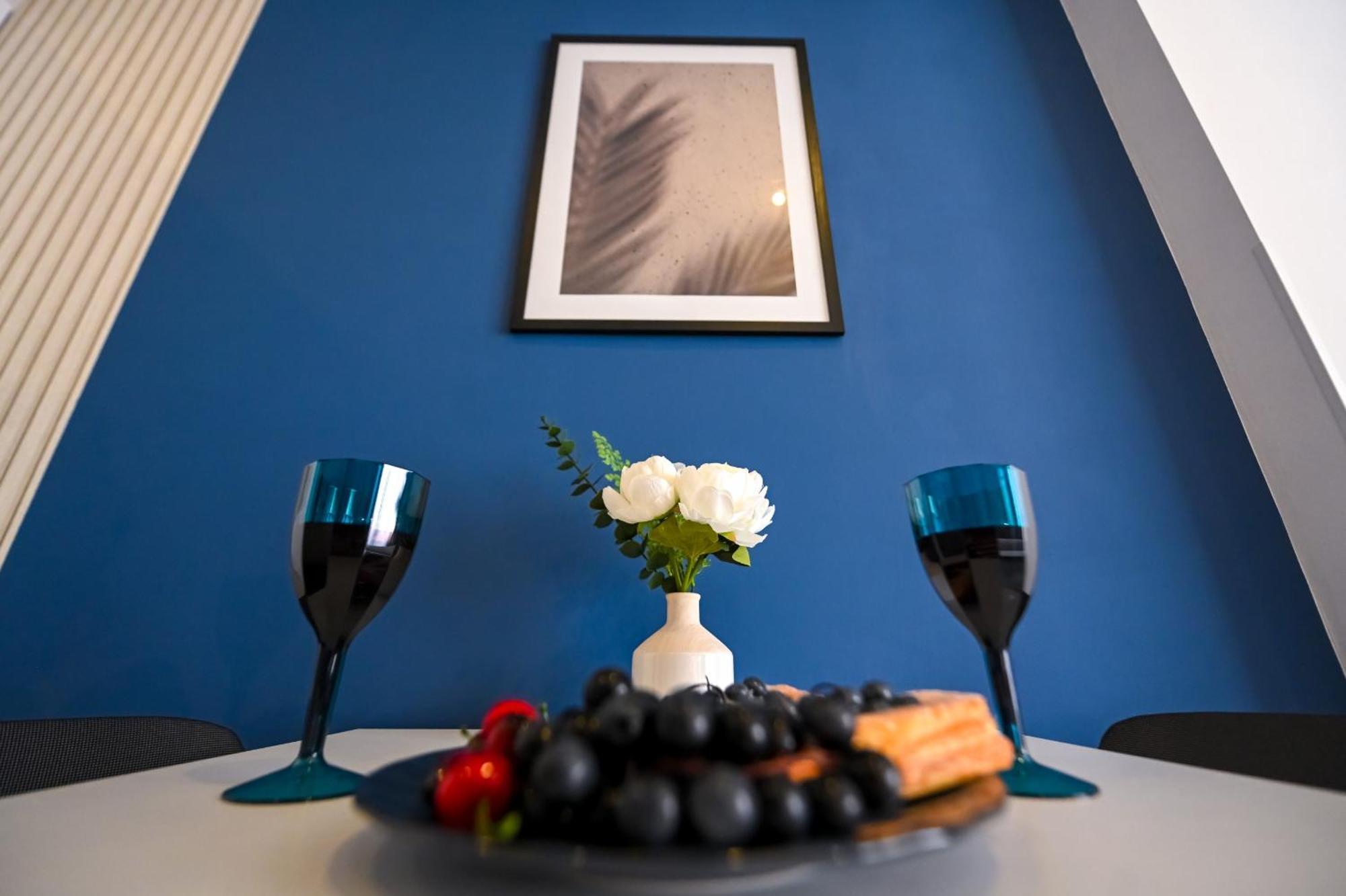בוקרשט Urban Elegance - Stylish Central Accommodation חדר תמונה